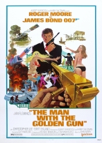 Altın Tabancalı Adam (1974) izle